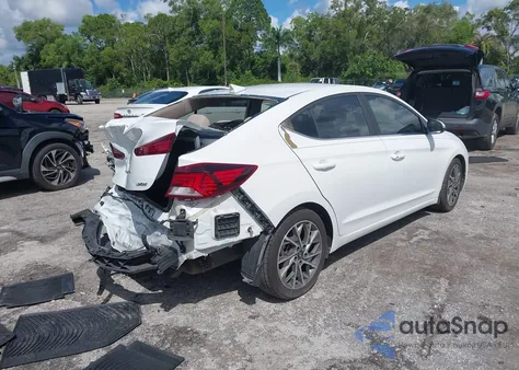 2020 Hyundai Elantra Limited из США, поврежденный, VIN 5NPD84LF4LH522915